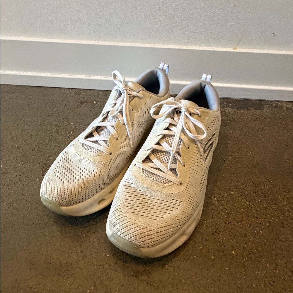 Skechers Go Run Swirl Tech foam Men’s 10.5 White (Goodyear rubber) - Picture 2 of 7